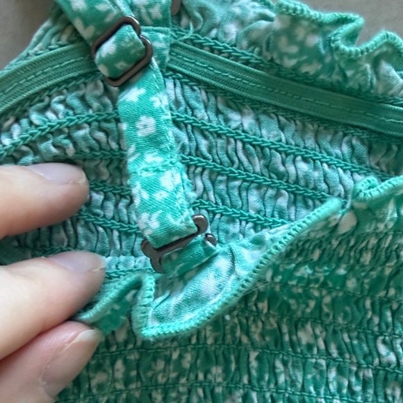 Hollister Juniors Smocked Floral Ruffle Cami Top in Mint Green - Picture 5 of 5